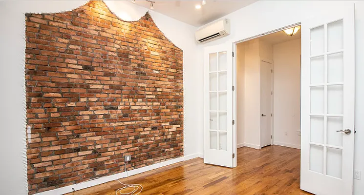 Rented by Greenrock Management | media 3