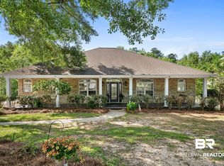 8858 S Lamhatty Ln, Daphne, AL 36526