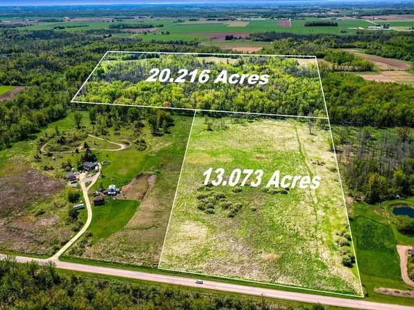 2570 Wayside Rd, Greenleaf, WI 54126