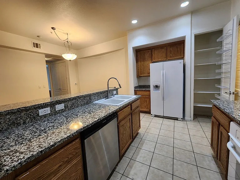 44 E Serene Ave #119 — Photo 21