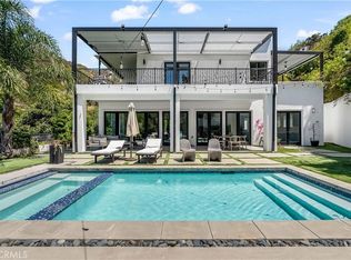 9484 Gloaming Dr, Beverly Hills, CA 90210