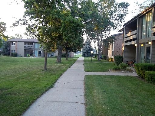 1st image of 351 Bolson Dr APT 4