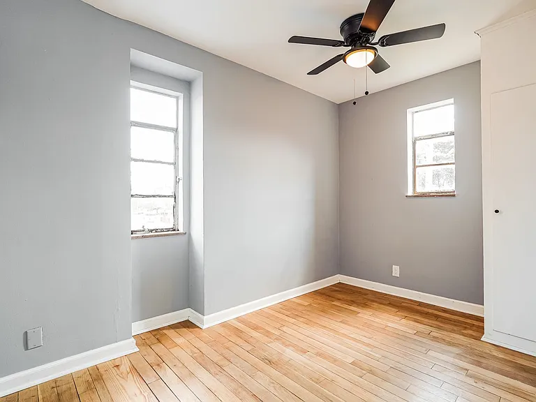 10-20 E Deshler Ave — Photo 7