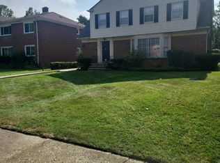2858 Ludlow Rd #UP, Cleveland, OH 44120
