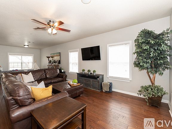 5th image of 819 Quitman Oak