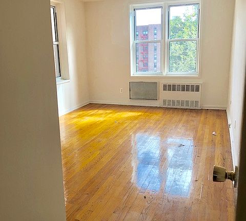 4th image of 2355 E 12th St APT 1F