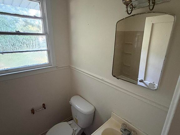 3rd image of 2317 Briarfield Road