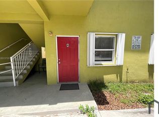 209 NE 141st St #4, Miami, FL 33161