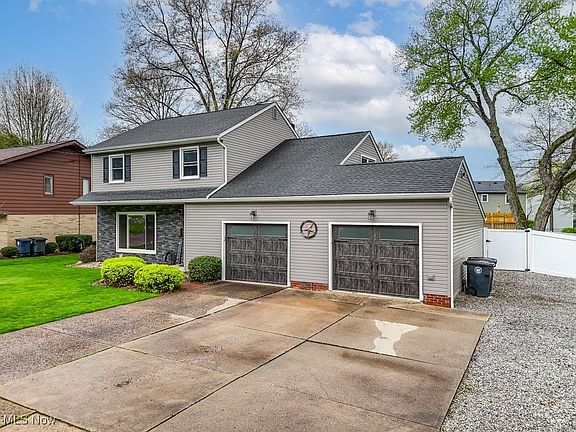 2nd image of 360 Homewood Ave