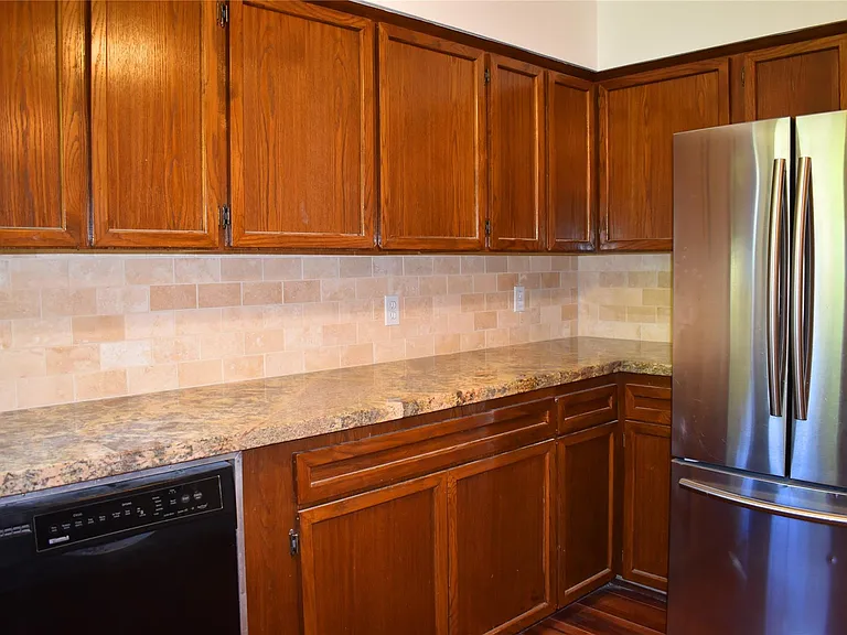 5126 Beechnut St — Photo 9