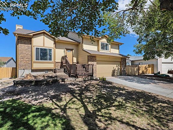5th image of 8055 Trefoil Ct