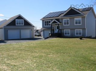 44 Yew St, Hammonds Plains, NS B4B 0M8