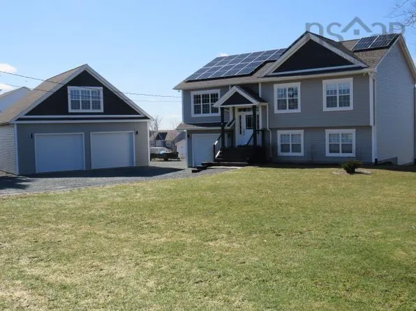 44 Yew St, Hammonds Plains, NS B4B 0M8