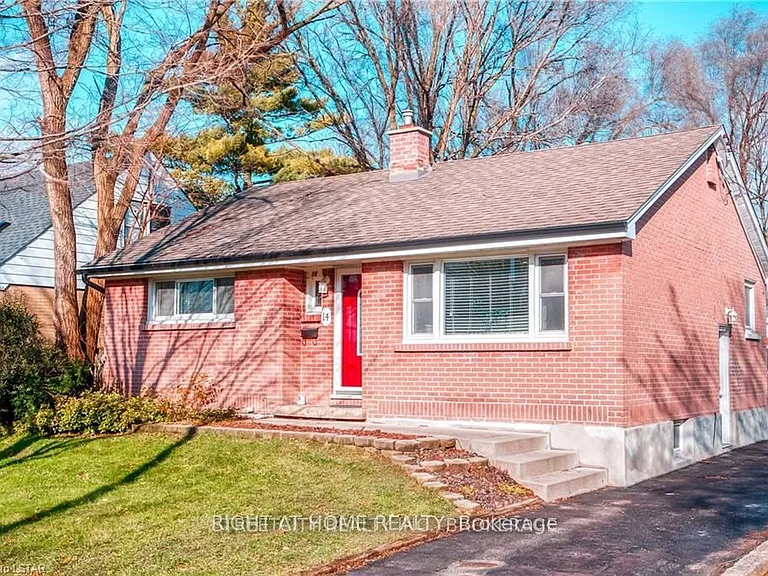 14 Graham Cres — Photo 1
