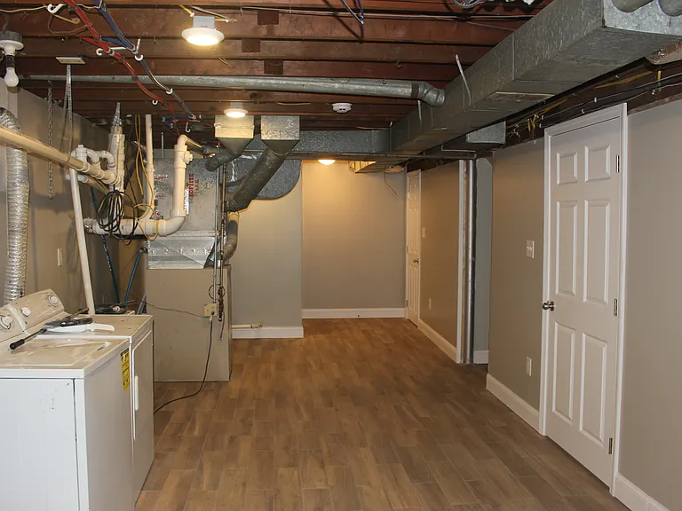 246 Hill Ct — Photo 7