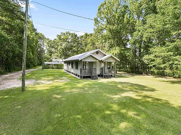 2nd image of 13024 Hodges Ln