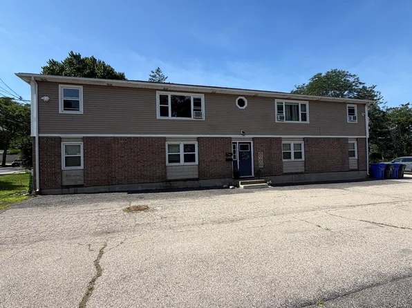 1297 S Broadway #1, East Providence, RI 02914