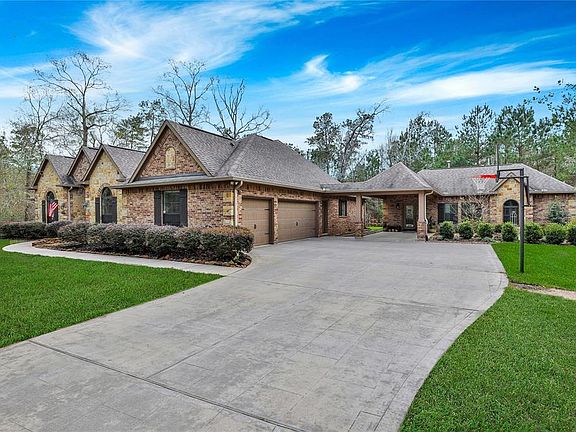 2nd image of 217 Fish Creek Ln