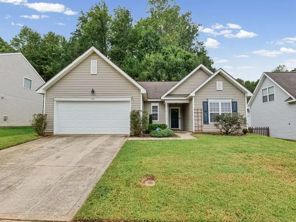 145 English Hills Dr, Mooresville, NC 28115