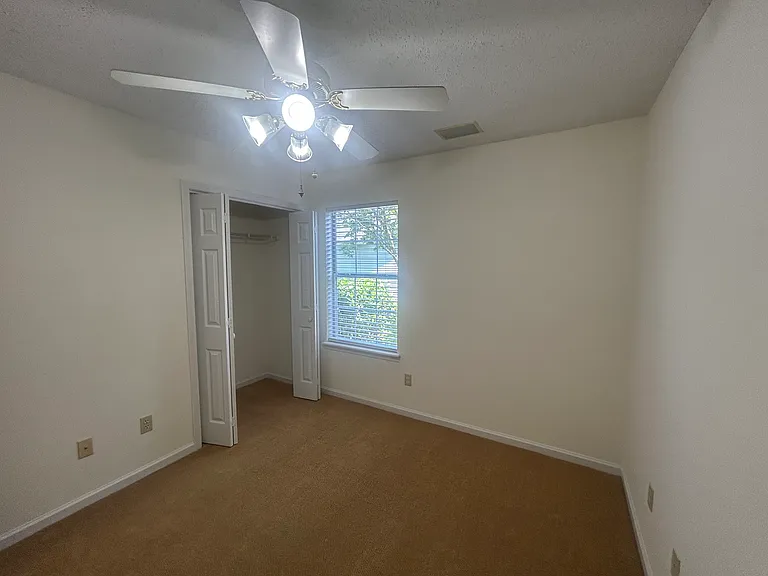 2445 Meadowlark Ln — Photo 16