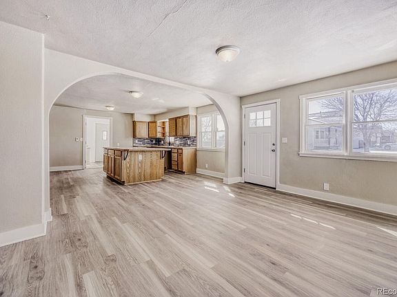 4th image of 505 E Woodward Avenue