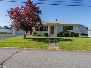 91 Mercier Ave, Somerset, MA 02725