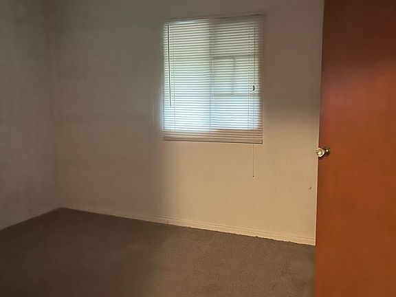 5th image of 3982 Gregus Ave