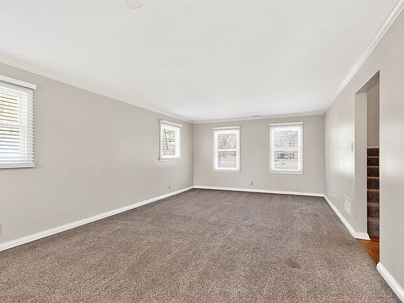 4th image of 9608 Copley Dr