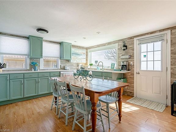 5th image of 24 Pulley Rd