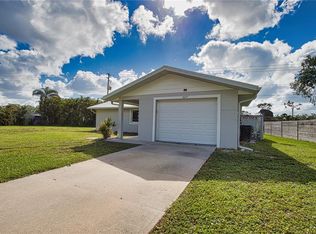 327 Zephyr Rd, Venice, FL 34293