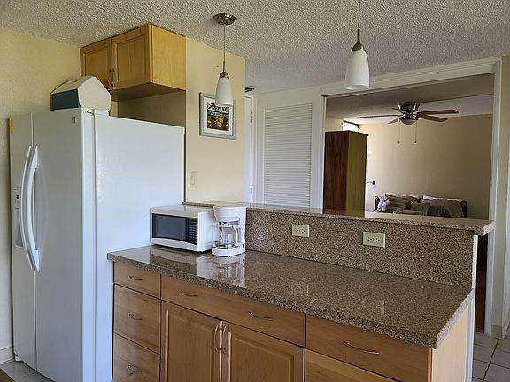 3rd image of 320 Liliuokalani Ave APT 2304