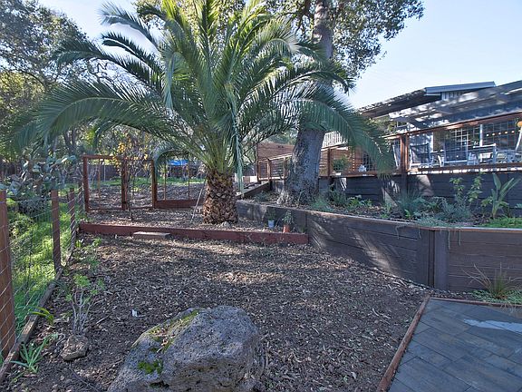 5th image of 4369 Miranda Ave