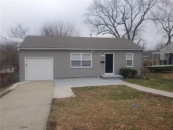 2nd image of 1523 N 45th Ter