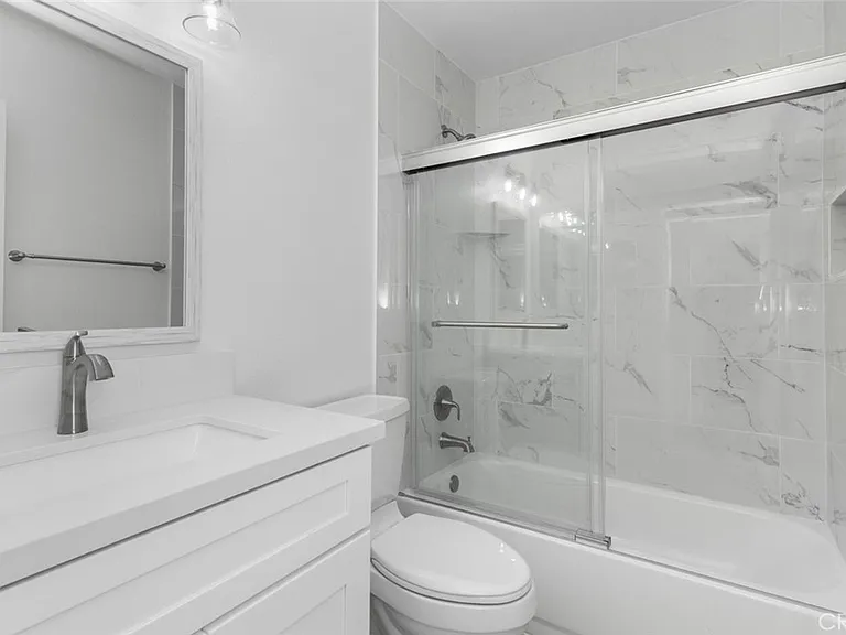 3331 Calle La Veta — Photo 23