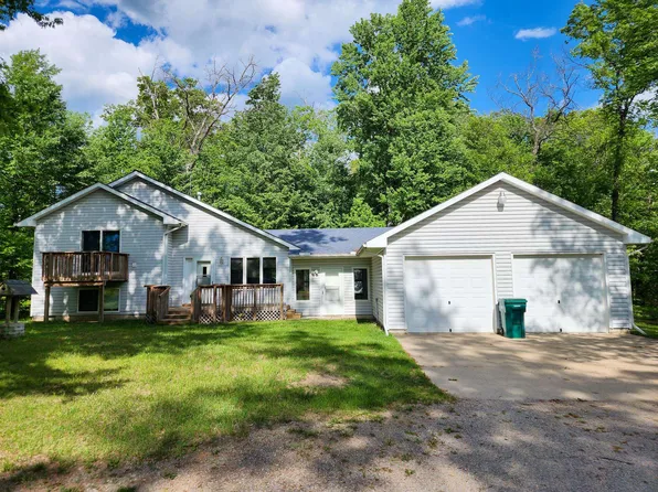 2980 Ridge Rd, Harrison, MI 48625