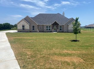 2028 Donna Ct, Azle, TX 76020