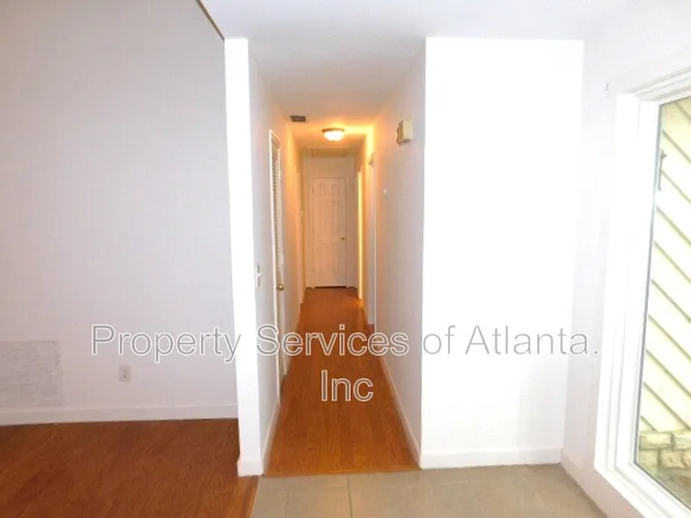1710 Pine Rd — Photo 8