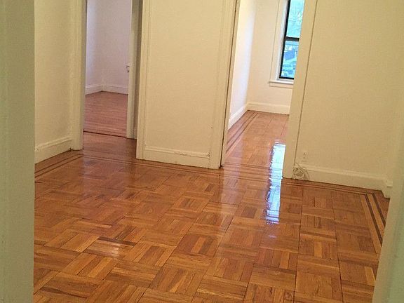 4th image of 6118 43rd Ave APT 4D