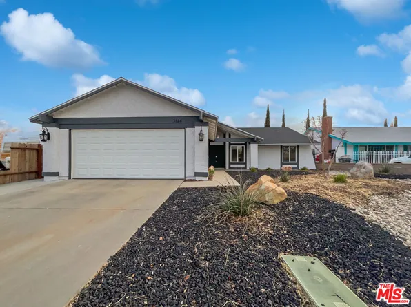 3124 Darkwood St, Lancaster, CA 93536