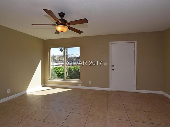 3rd image of 6447 Ironbark Ln