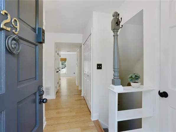 29 Ivy Trl NE, Atlanta, GA 30342