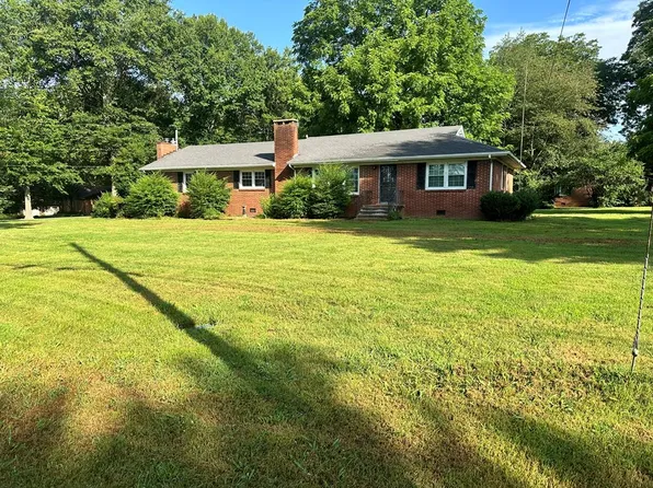 25 Northwood Dr, Mc Kenzie, TN 38201