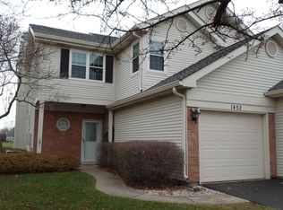 1452 Eagle Ct, Glendale Heights, IL 60139