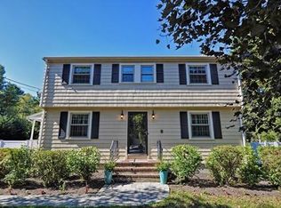 4 Breezewood Ln, Walpole, MA 02081