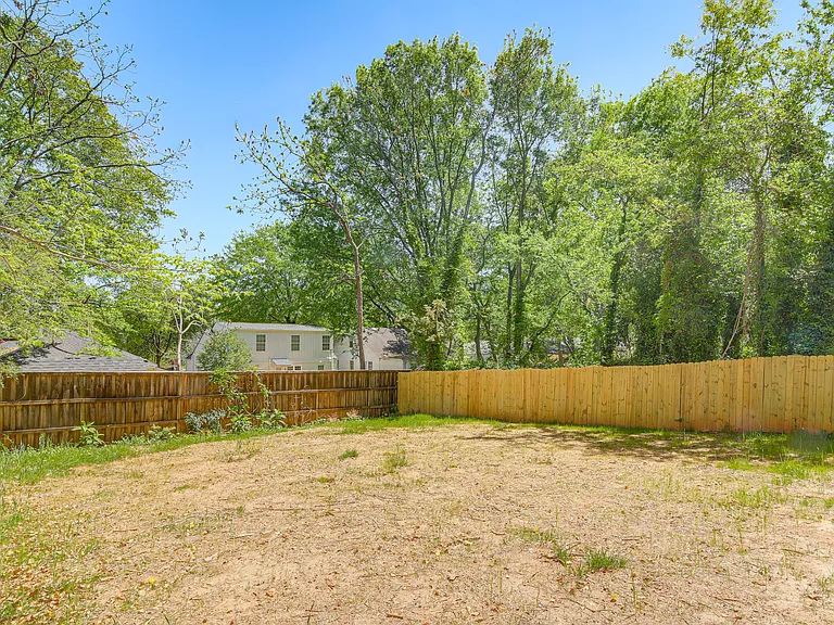 1550 Langston Ave SW — Photo 29