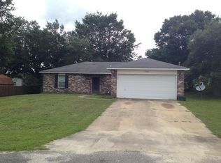 240 Westview Dr, Crestview, FL 32536