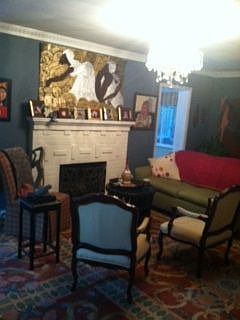 Living room/gas fireplace
