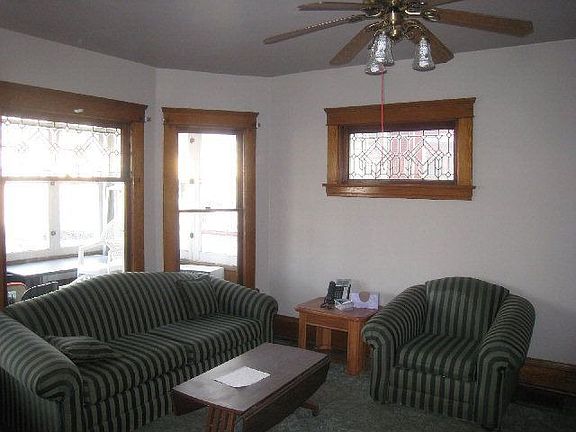 3rd image of 302 North St