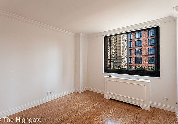 4th image of 182 E 95th St APT 11H
