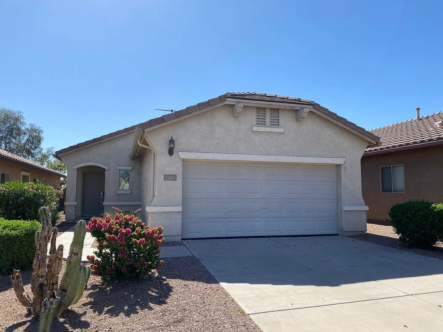 Anthem home — Photo 1